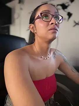 Isabella-Teen webcam