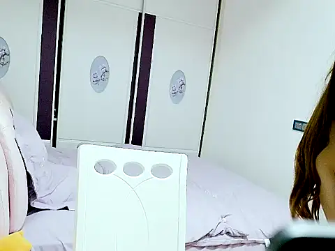 Yangyang-002 webcam