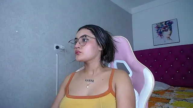 kathe-mills235 webcam