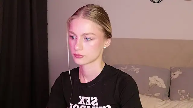 gabriellaolsen - GabriellaOlsen's free webcam