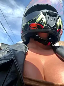 _Mia-Safety_Inspector live sex cam