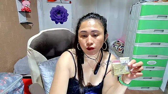Filipina_Desire webcam