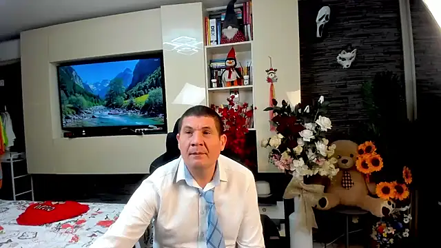 SpartacusDaddy48 webcam
