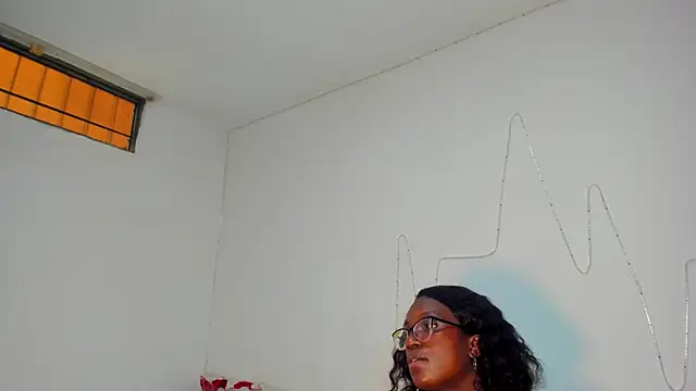demonychloe - Demonychloe's free webcam - UK Sex Cams