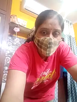 Wildsimmi25 webcam