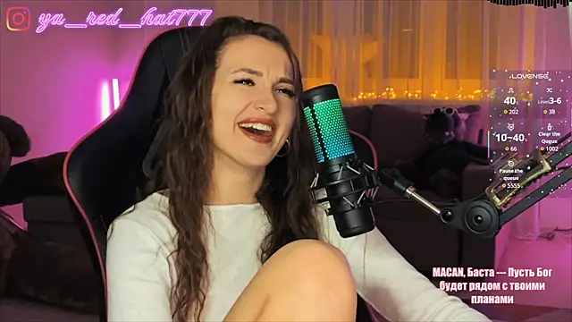 -red_hat- - -RED_HAT-'s free webcam