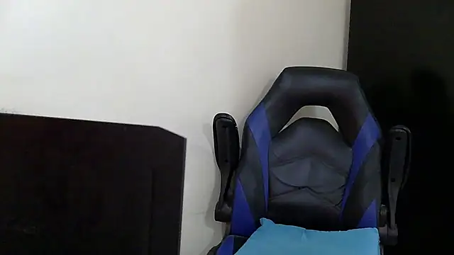 darkkras - Darkkras's free webcam - UK Sex Cams