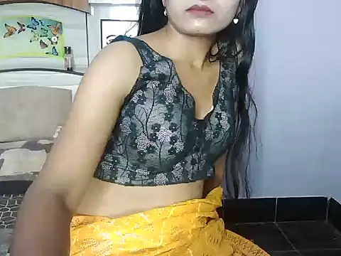 GOLDN_GIRL_ webcam