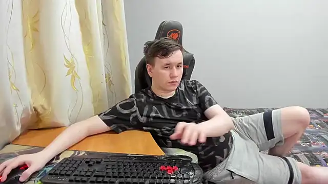 iliaskrislove webcam