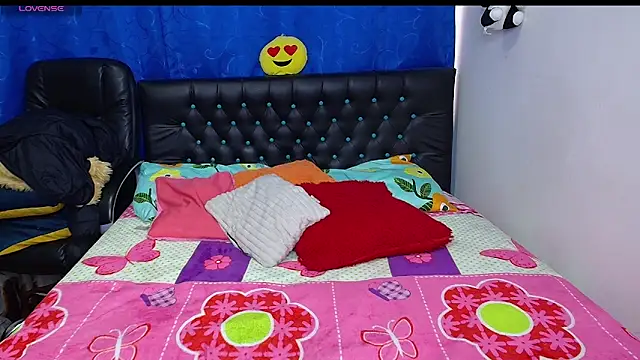 Melikasweetz webcam