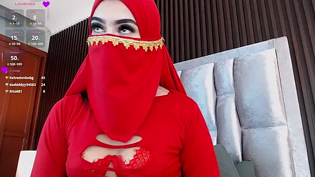 Zahra_milks webcam