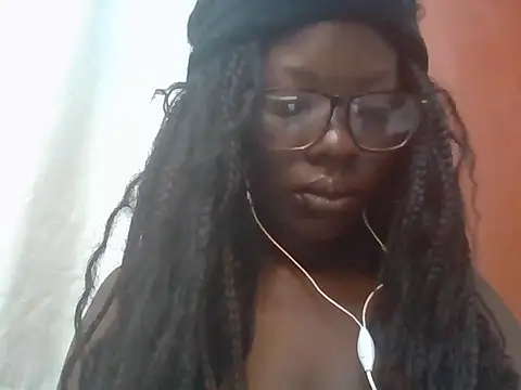 african_pretty_ webcam