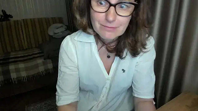 lauraoven webcam