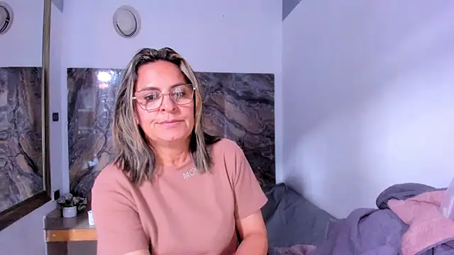 agatha_pleasure - Agatha_Pleasure's free webcam - UK Sex Cams