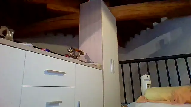 woww791 - Woww791's free webcam - UK Sex Cams