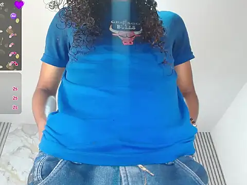 Mia_Hiills webcam