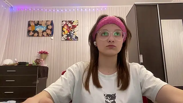 LavetaGossage webcam