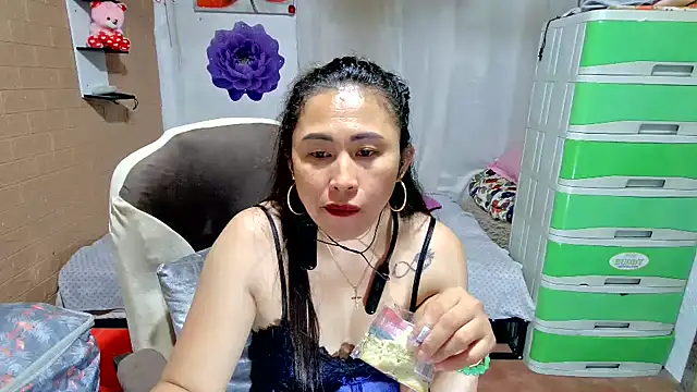 Filipina_Desire webcam