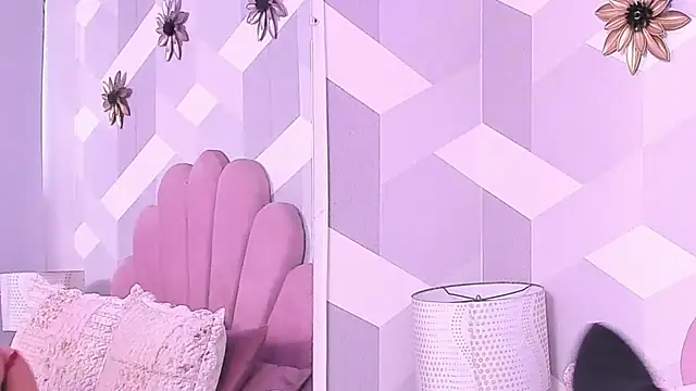 KylieMonnett webcam