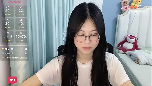 Luna-666 webcam