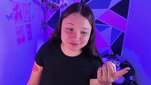 little_emma0 webcam