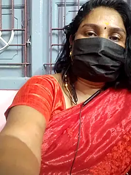 Miss-Maggi webcam