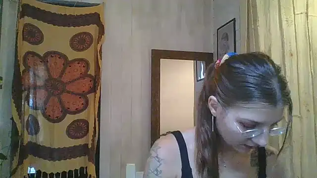 SweetyBabyDemon webcam
