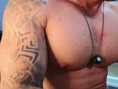 OwenMaximus814 webcam