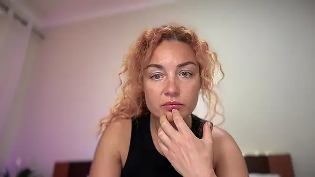Reddgiirl webcam
