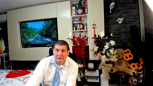SpartacusDaddy48 webcam