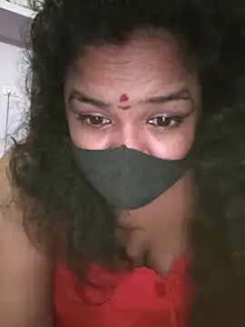 Deborbhavi222 webcam