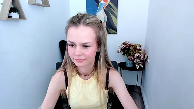 midnighteaura - MidnighteAura's free webcam - UK Sex Cams
