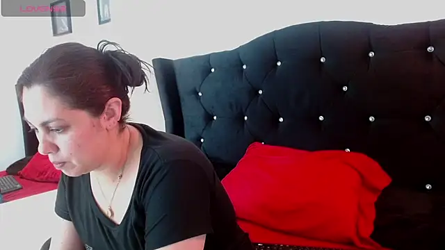 iris_bloom69 - Iris_bloom69's free webcam - UK Sex Cams