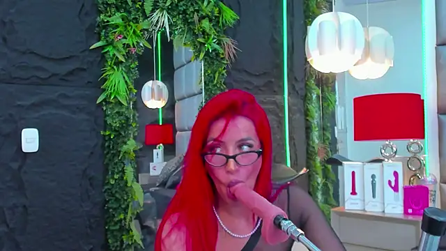 AllissaBrowm webcam