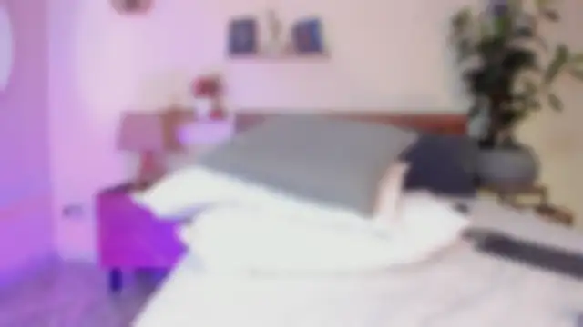YariRose webcam