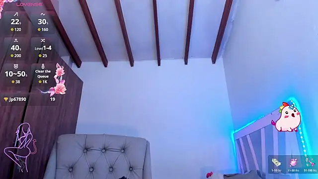 SkyeGabbyRose webcam