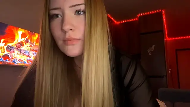 lisi_kiss_ - Lisi_Kiss_'s free webcam - UK Sex Cams