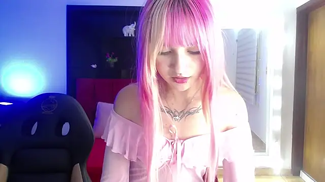 _Charlotte_Collins_ webcam