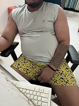 FlirtyxBoy webcam