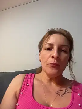 Hot-Milf4U webcam