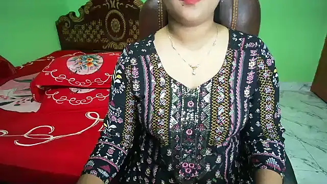 BengaliQueenStar webcam