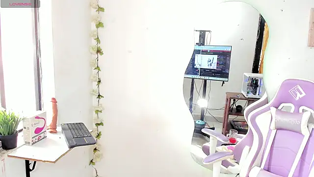 sofia_gold_ webcam