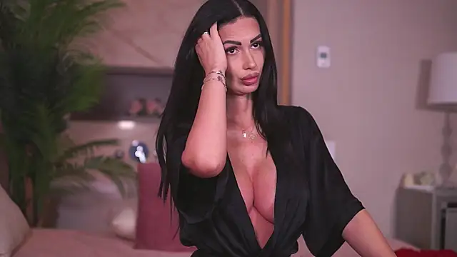 BiancaCain live sex cam