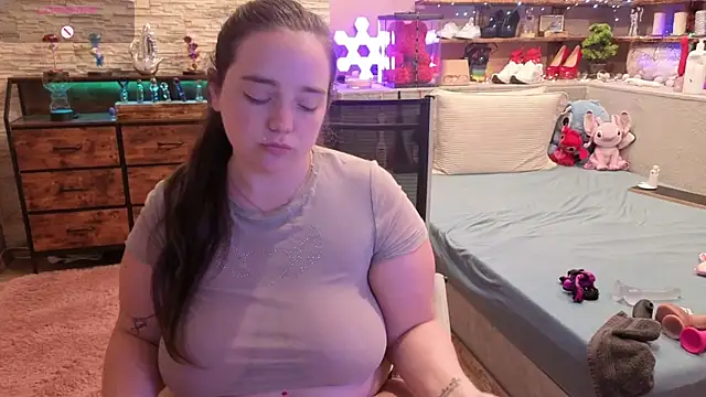 Kimberly-Caprice webcam
