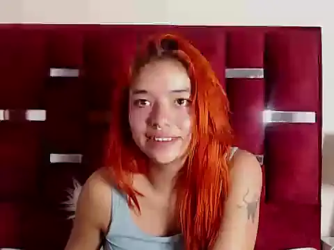 KayleeMei webcam