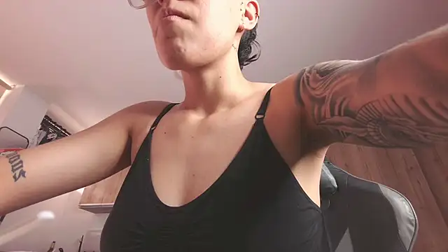 cutie_shy_ - Cutie_Shy_'s free webcam - UK Sex Cams