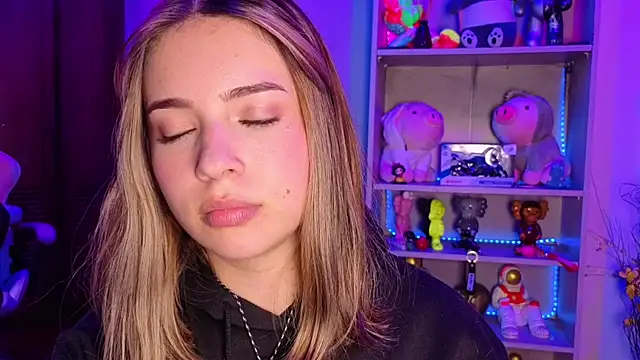 EmilyMiller_ webcam