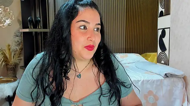 BBWLuxuryMuse webcam