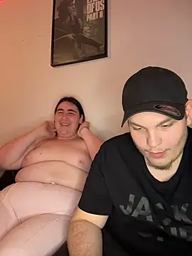 laraundTyler2008 webcam