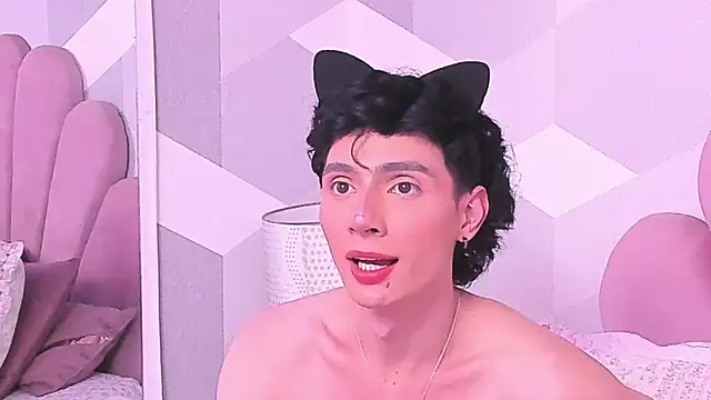 KylieMonnett webcam
